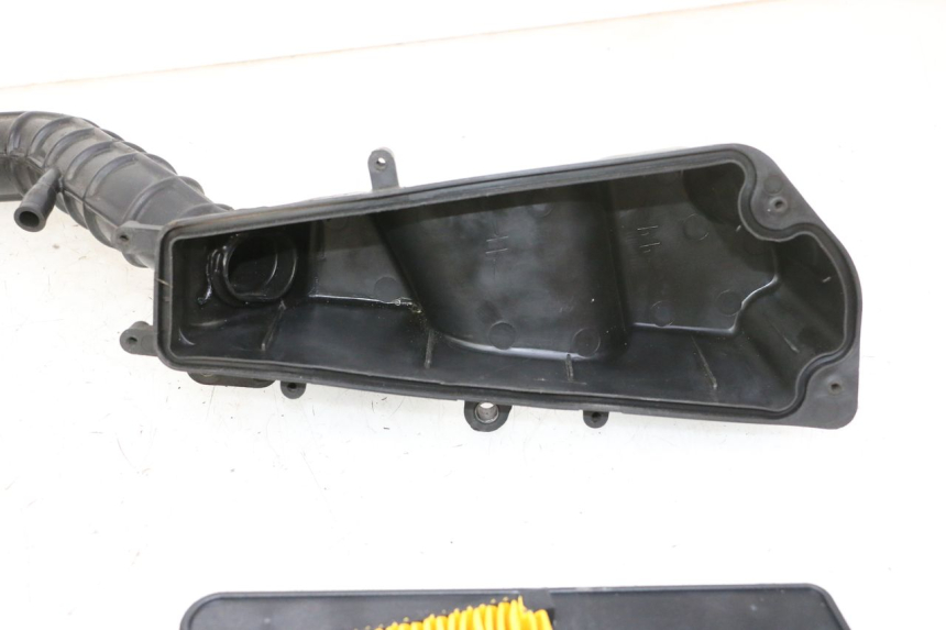 photo de CAJA DE AIRE PEUGEOT VIVACITY NEW 4T 50 (2008 - 2017) - Zoom sobre los componentes