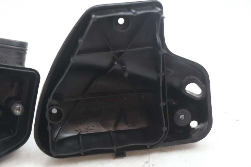 photo de CAJA FILTRO PEUGEOT VIVACITY 50 (1998 - 2003) - Estado de la superficie y material