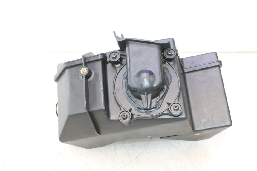 photo de CAJA FILTRO DAELIM VJ ROADWIN 125 (2004 - 2007) - Detalles de los puntos de fijación