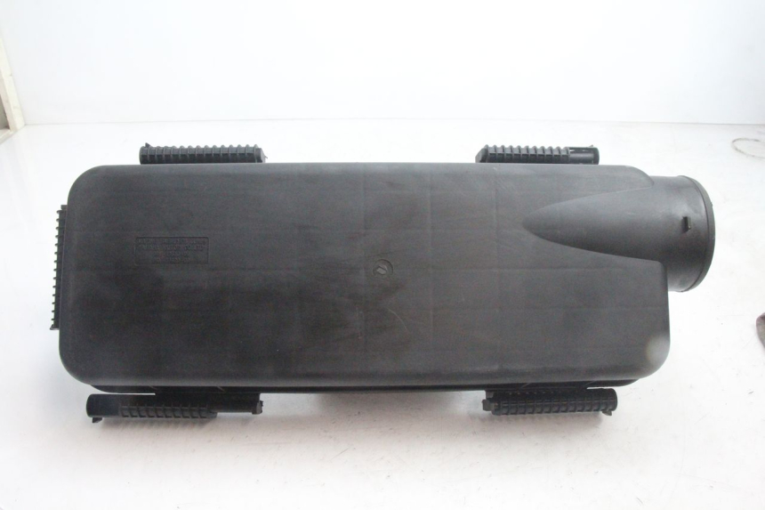 photo de CAJA FILTRO YAMAHA WAVE RUNNER GP R 1200 (2000 - 2003) - Primer plano técnico