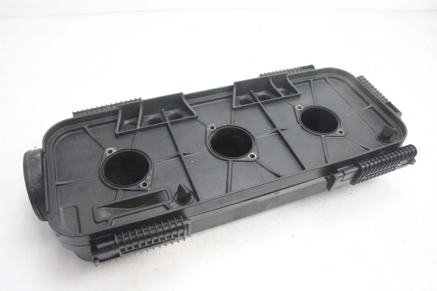 photo de CAJA FILTRO YAMAHA WAVE RUNNER GP R 1200 (2000 - 2003) - Estado de la superficie y material
