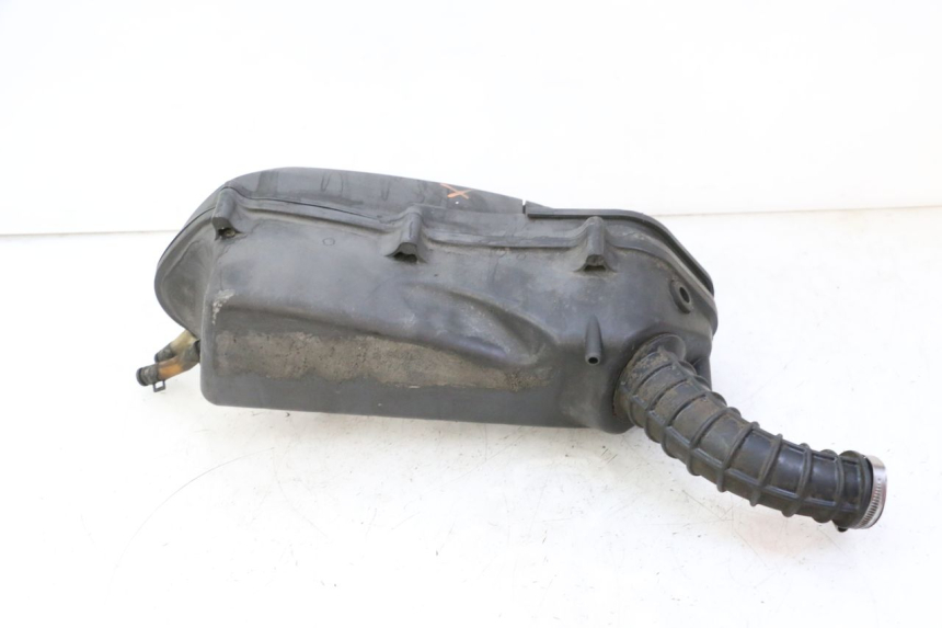 photo de CAJA DE AIRE YAMAHA X-MAX XMAX 125 (2010 - 2013) - Primer plano técnico