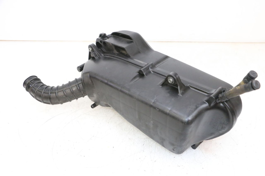 photo de CAJA DE AIRE YAMAHA XMAX X-MAX 125 (2006 - 2009) - Primer plano técnico