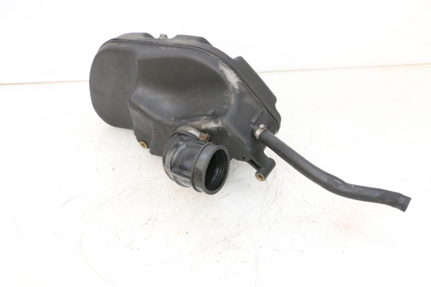 photo de CAJA DE AIRE PIAGGIO X8 125 (2004 - 2007) - Primer plano técnico