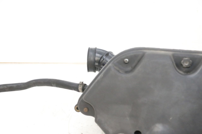 photo de CAJA DE AIRE PIAGGIO X8 125 (2004 - 2007) - Detalles de los puntos de fijación