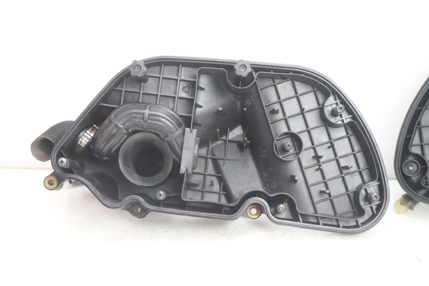 photo de CAJA DE AIRE PIAGGIO X9 EVOLUTION 125 (2003 - 2007) - Zoom estado de uso