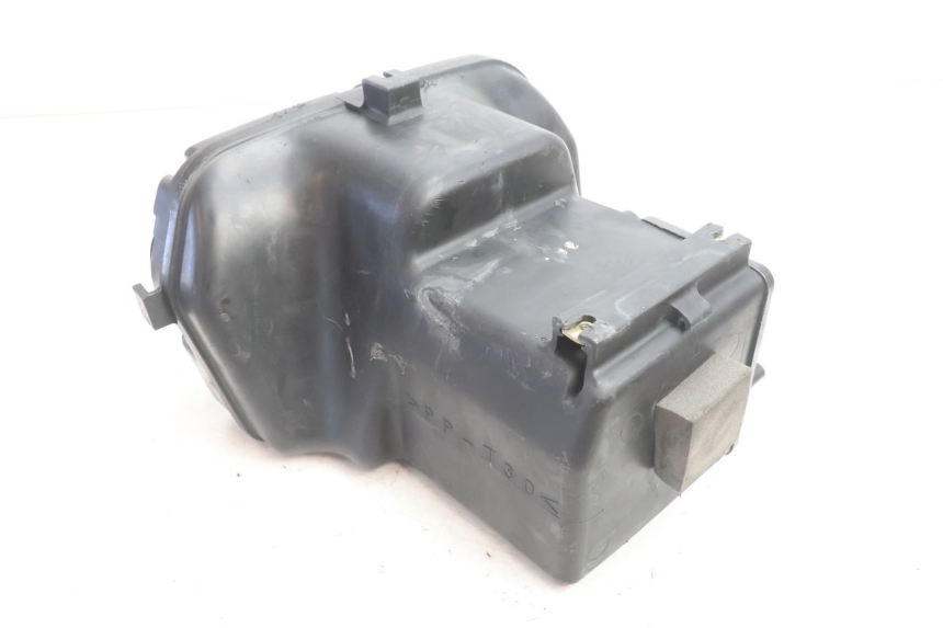 photo de CAJA FILTRO YAMAHA XJR 1300 (1998 - 2002) - Detalles de los puntos de fijación