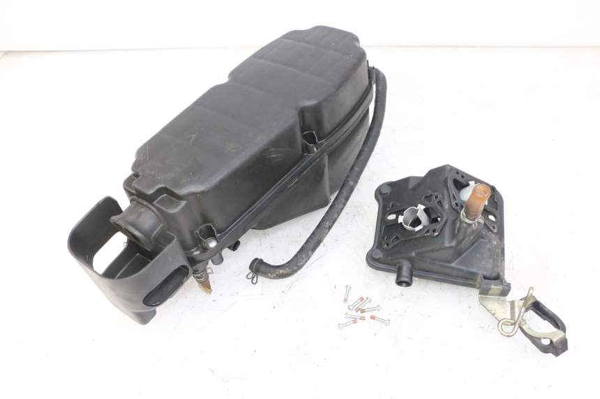 photo de CAJA FILTRO HONDA XLV VARADERO 125 (2000 - 2006) - Vista general del producto