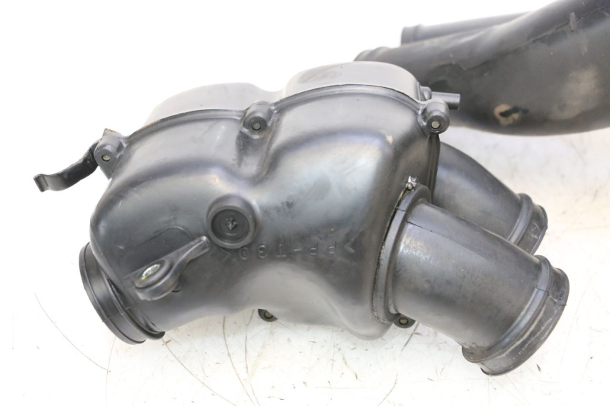 photo de CAJA FILTRO YAMAHA XP T-MAX ABS 500 (2005 - 2005) - Características distintivas