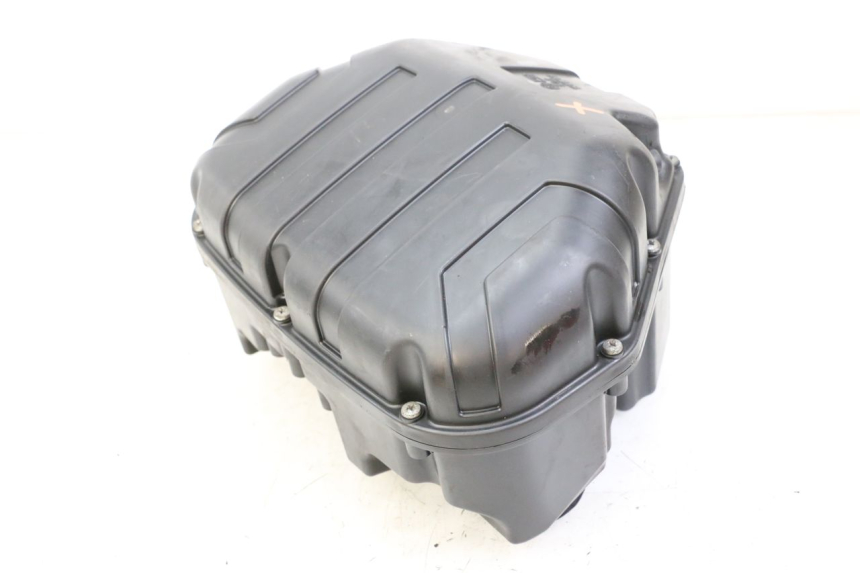photo de CAJA FILTRO YAMAHA XJ6 600 (2008 - 2016) - Otra perspectiva