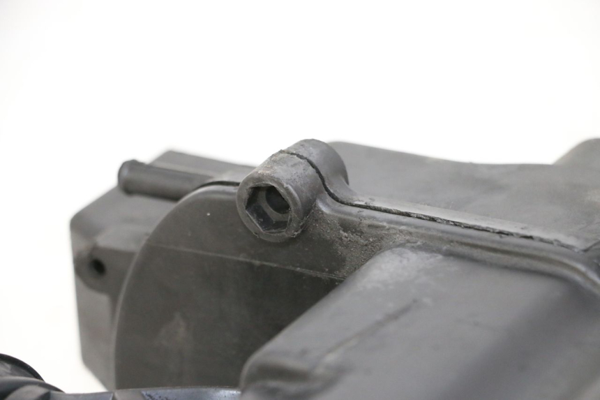 photo de CAJA DE AIRE YAMAHA YP MAJESTY 125 (2002 - 2006) - Otra perspectiva