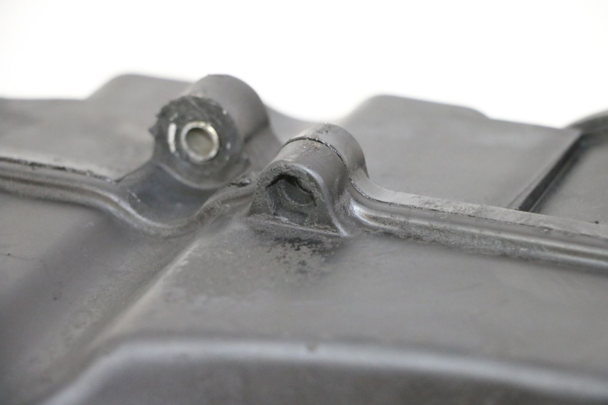 photo de CAJA DE AIRE YAMAHA YP MAJESTY 125 (2002 - 2006) - Primer plano técnico