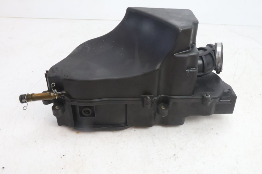 photo de CAJA DE AIRE YAMAHA YP MAJESTY 125 (2007 - 2010) - Primer plano técnico
