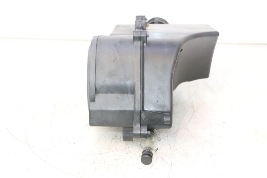 photo de CAJA DE AIRE YAMAHA YP MAJESTY 125 (2002 - 2006) - Estado de la superficie y material