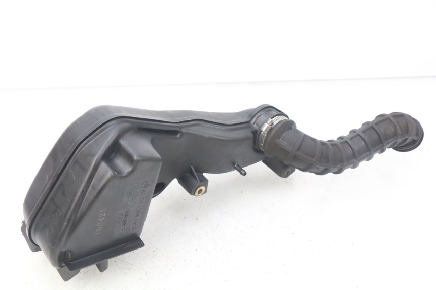 photo de CAJA FILTRO PIAGGIO ZIP 4T 50 (2006 - 2017) - Primer plano técnico