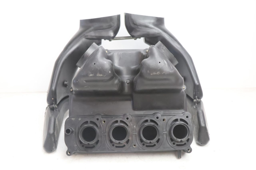 photo de CAJA DE AIRE KAWASAKI ZX-6R ZX6R 600 (1995 - 1997) - Primer plano técnico