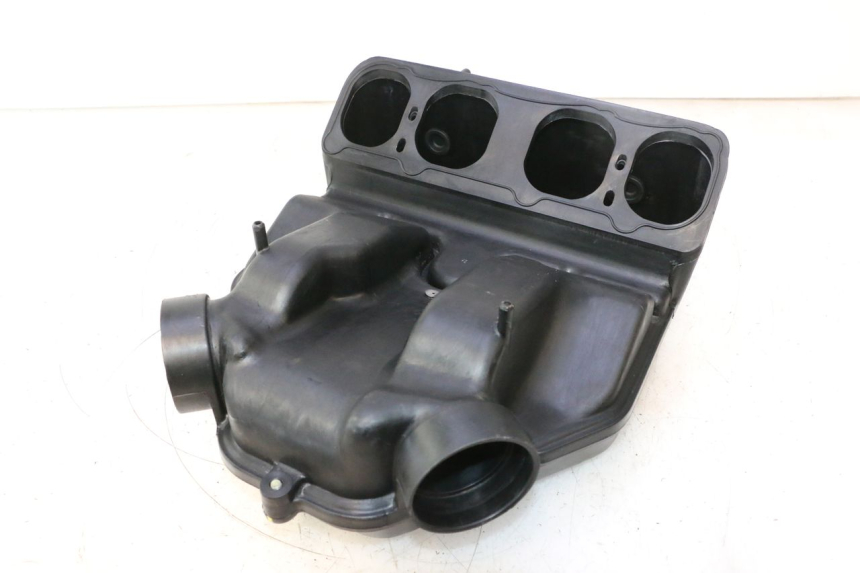 photo de CAJA DE AIRE KAWASAKI ZZR 600 (1995 - 2004) - Inspección visual detallada