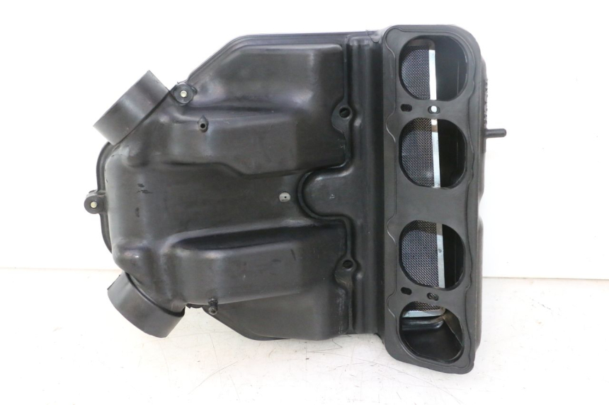 photo de CAJA DE AIRE KAWASAKI ZZR 600 (1995 - 2004) - Enfoque en la estructura