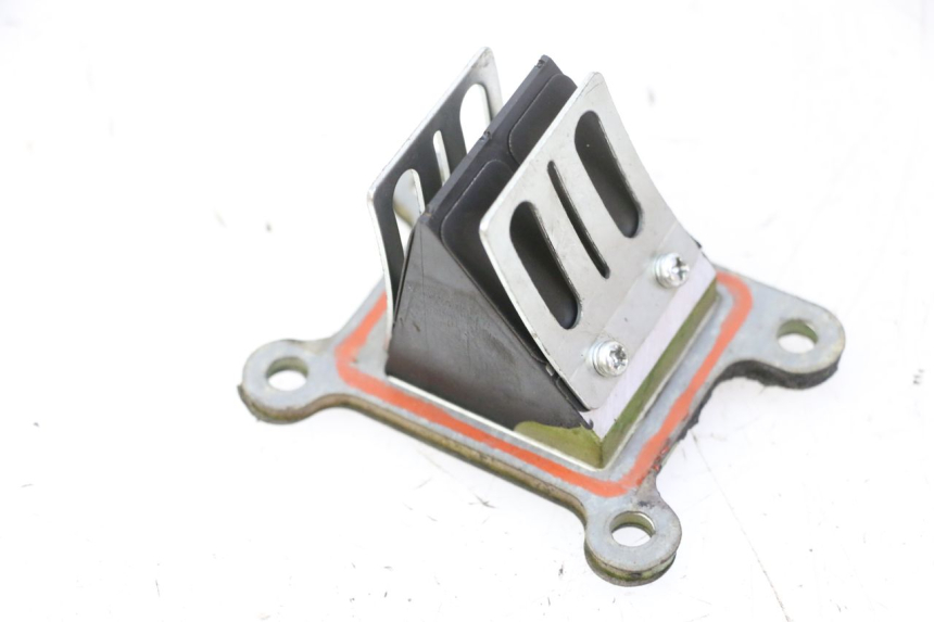 photo de ADMISION KYMCO AGILITY NAKED RENOUVO 2T 50 (2011 - 2018) - Vista principal