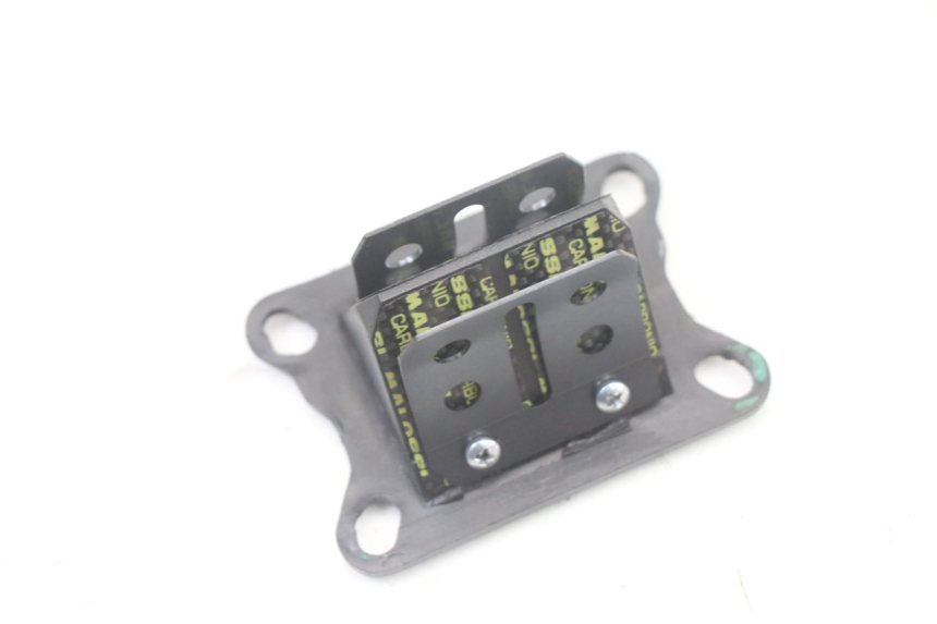 photo de ADMISION APRILIA RS 50 (1999 - 2005) - Primer plano técnico