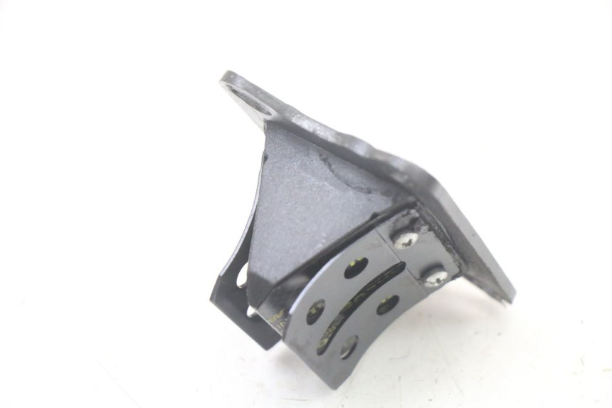 photo de ADMISION APRILIA RS 50 (1999 - 2005) - Detalles de los puntos de fijación