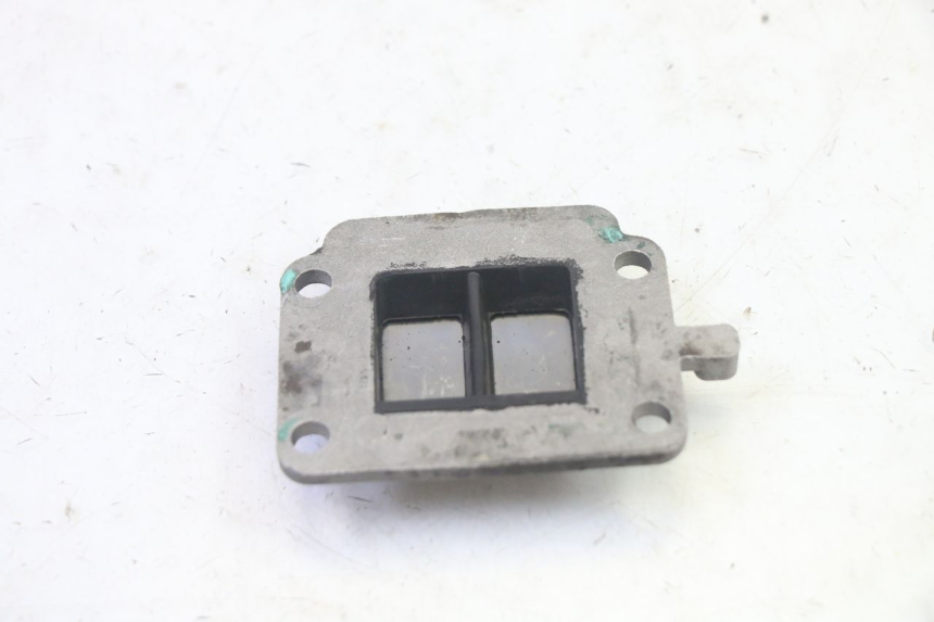 photo de CAJA DE LáMINAS MBK BOOSTER SPIRIT 50 (2004 - 2017) - Otra perspectiva