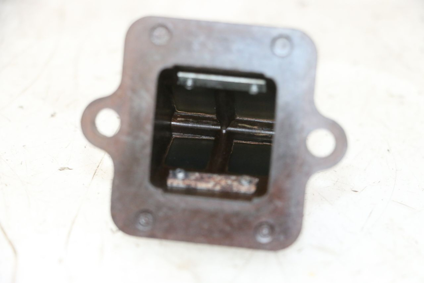 photo de CAJA DE LáMINAS PEUGEOT CITYSTAR 50 (2013 - 2017) - Otra perspectiva