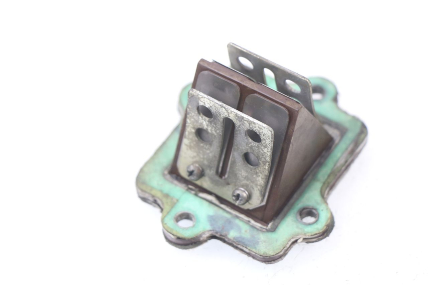 photo de ADMISION GENERIC CRACKER 50 (2005 - 2008) - Otra perspectiva