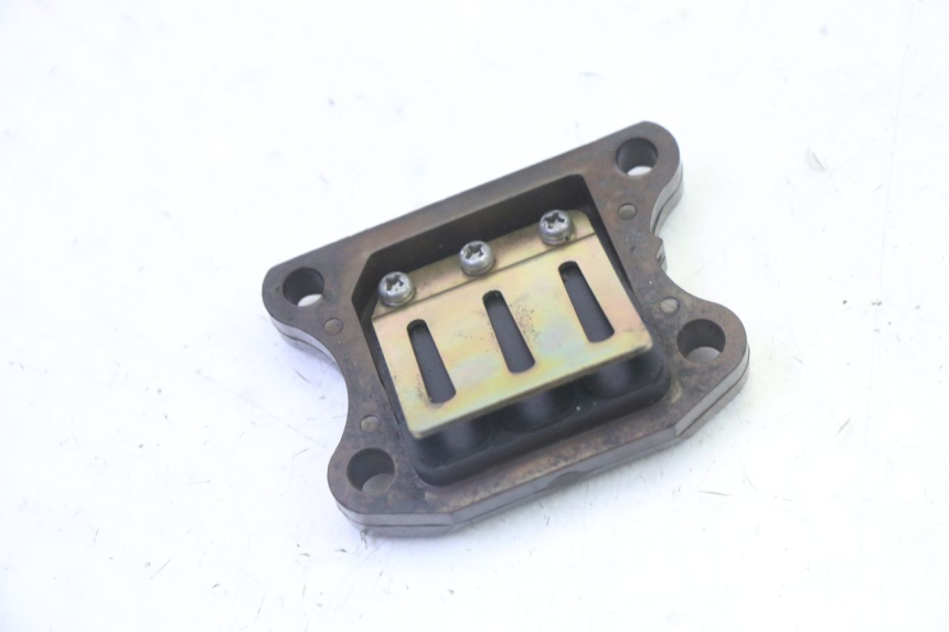 photo de ADMISION PEUGEOT ELYSTAR 50 (2002 - 2014) - Detalle de la pieza