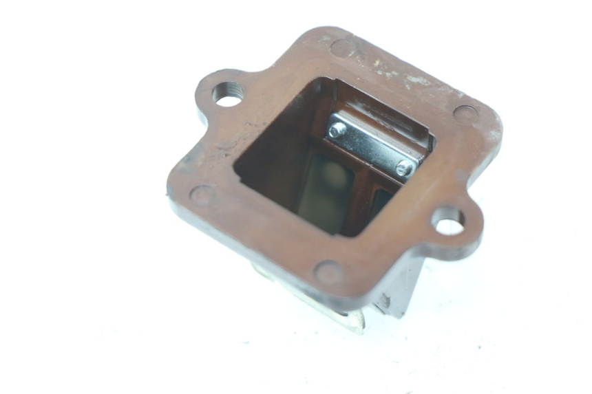 photo de ADMISION PEUGEOT KISBEE 2T 50 (2018 - 2022) - Detalle de la pieza