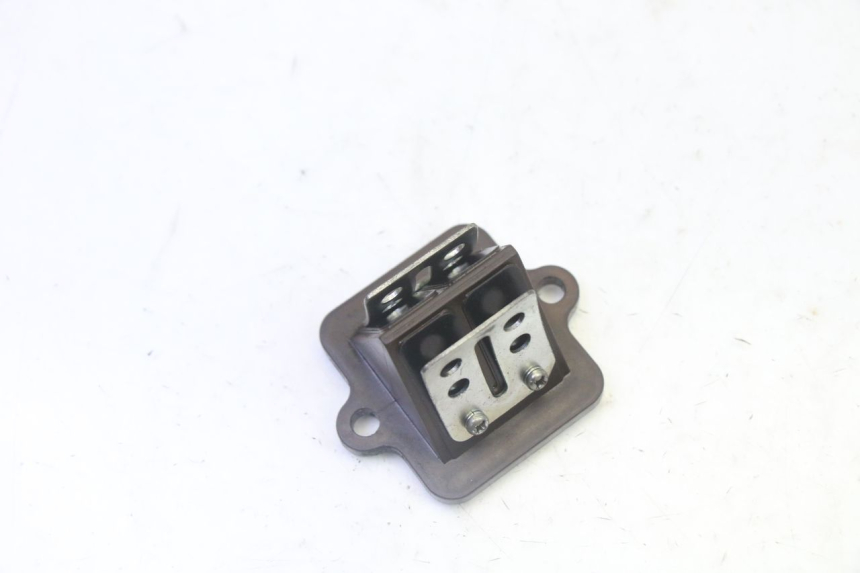 photo de CAJA DE LáMINAS PEUGEOT KISBEE 2T 50 (2010 - 2017) - Detalle de la pieza