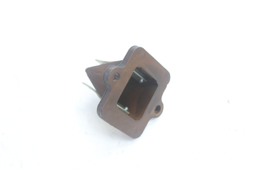 photo de ADMISION PEUGEOT LUDIX ONE 14P 50 (2004 - 2013) - Otra perspectiva