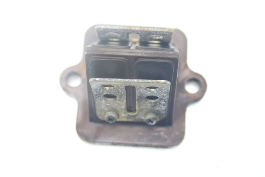 photo de CAJA DE LáMINAS PEUGEOT LUDIX SNAKE 2T 50 (2004 - 2014) - Otra perspectiva