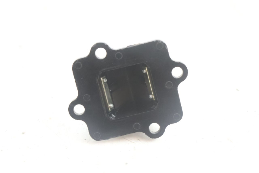 photo de ADMISION MBK MACH G AC 50 (2002 - 2014) - Primer plano técnico