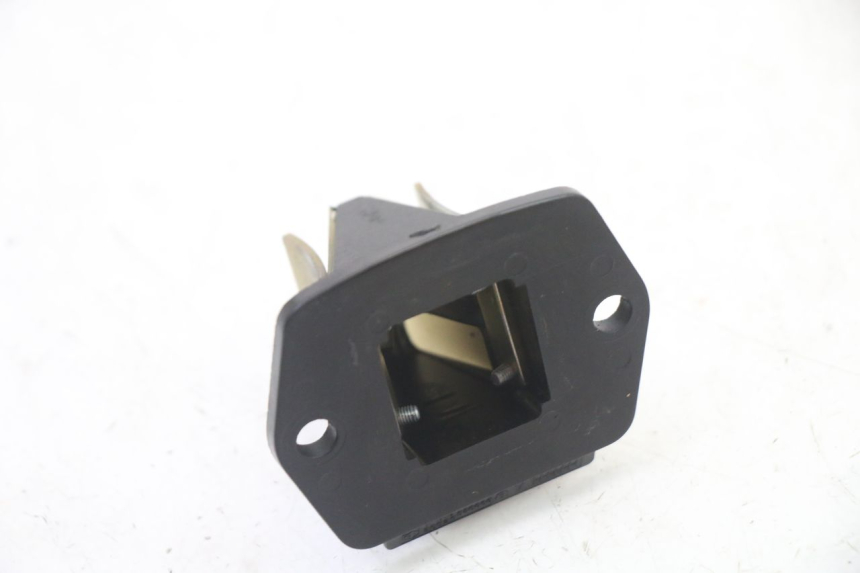 photo de ADMISION PIAGGIO NEW TYPHOON 50 (2018 - 2021) - Otra perspectiva