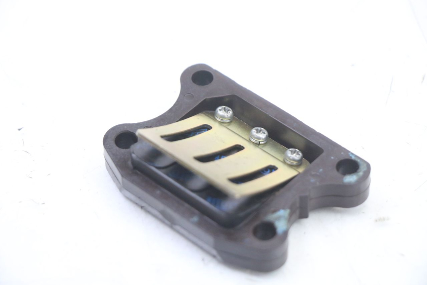 photo de CAJA DE LáMINAS PEUGEOT TKR TREKKER FURIOUS 50 (2005 - 2014) - Zoom estado de uso