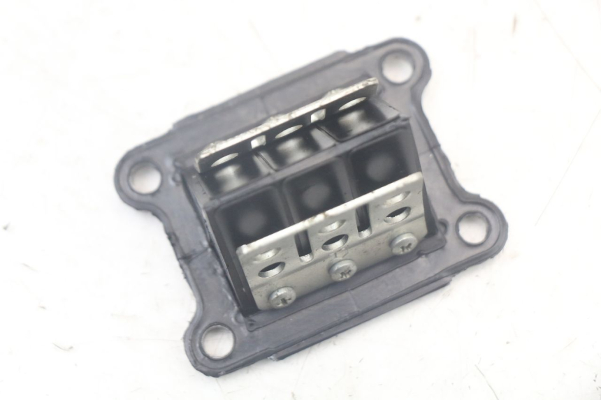 photo de CAJA DE LáMINAS DERBI SENDA SM X-TREME 50 (2006 - 2010) - Otra perspectiva