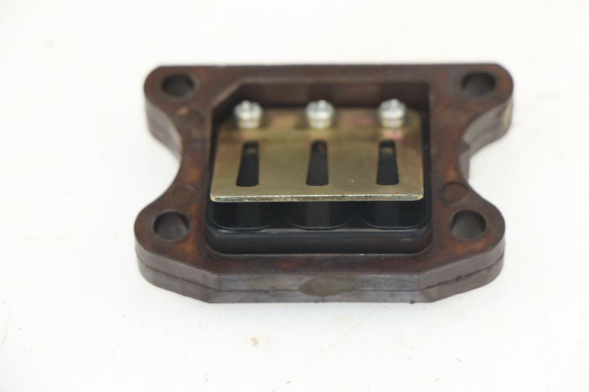 photo de ADMISION PEUGEOT SPEEDFIGHT 2 AC 50 (2000 - 2009) - Zoom estado de uso