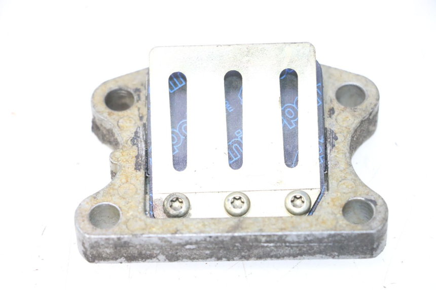 photo de CAJA DE LáMINAS PEUGEOT SPEEDFIGHT LC 50 (1996 - 2002) - Otra perspectiva