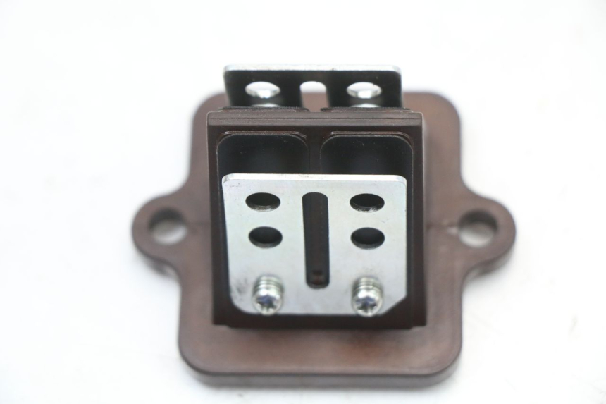 photo de ADMISION PEUGEOT STREETZONE I 2T 50 (2018 - 2020) - Otra perspectiva