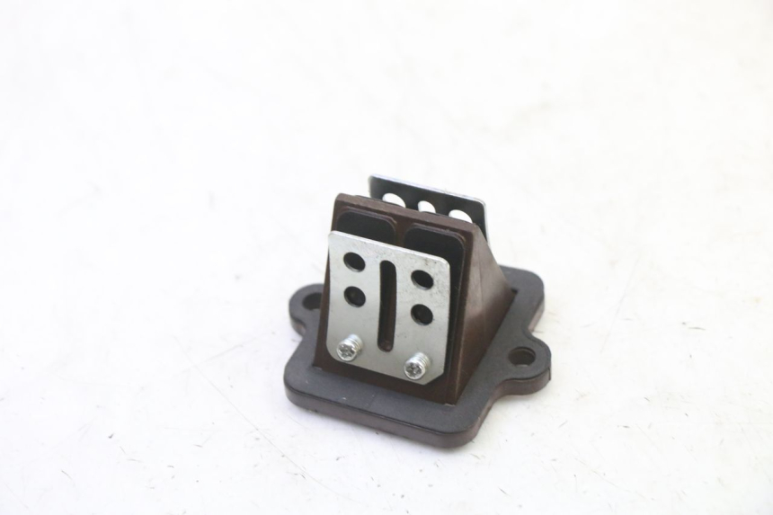 photo de ADMISION PEUGEOT STREETZONE I NAKED 2T 50 (2018 - 2020) - Vista principal