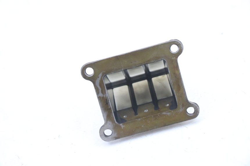 photo de ADMISION YAMAHA TDR DELTABOX 125 (1997 - 2003) - Otra perspectiva