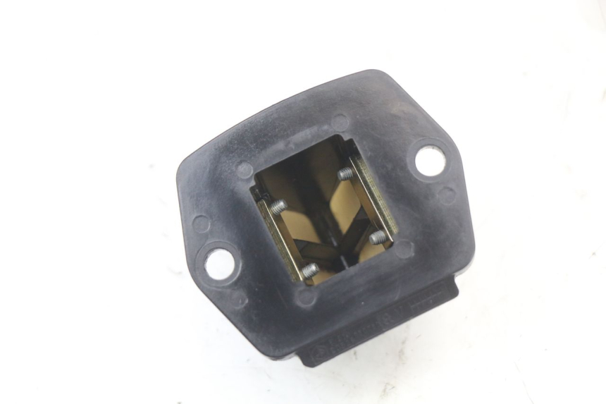 photo de ADMISION PIAGGIO TYPHOON 50 (2000 - 2009) - Zoom estado de uso