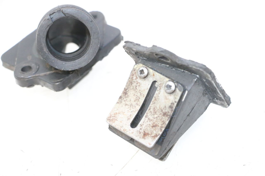 photo de CAJA DE LáMINAS PIAGGIO TYPHOON 50 (1993 - 1999) - Primer plano técnico