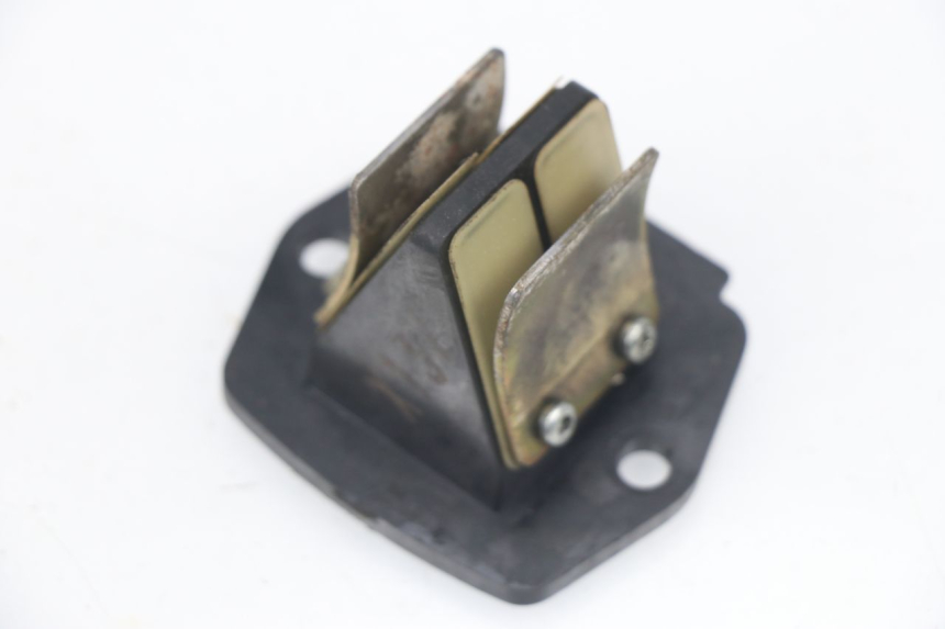 photo de CAJA DE LáMINAS PIAGGIO VESPA LX 2T 50 (2005 - 2013) - Detalle de la pieza