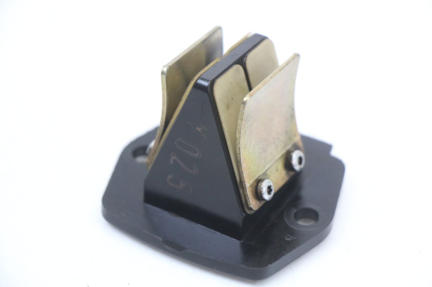 photo de CAJA DE LáMINAS PIAGGIO VESPA LX 2T 50 (2005 - 2013) - Primer plano técnico