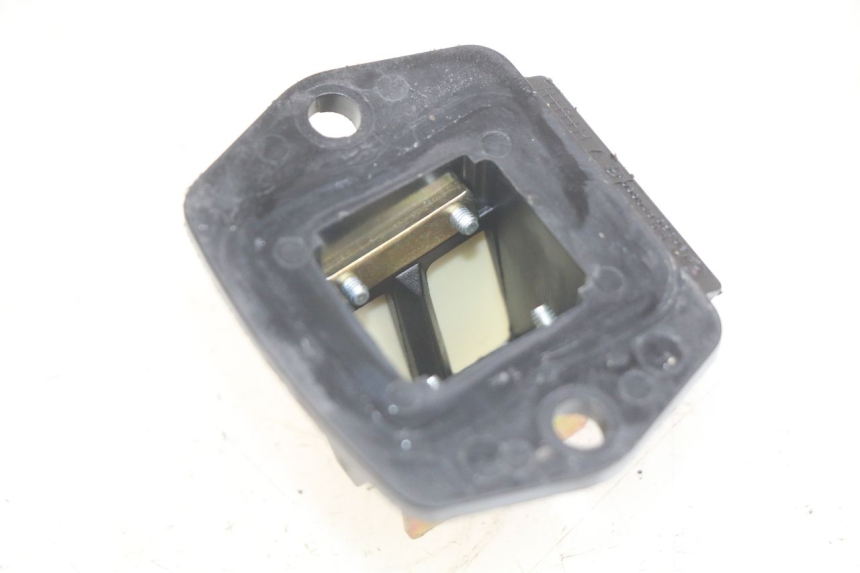 photo de CAJA DE LáMINAS PIAGGIO VESPA S 2T 50 (2007 - 2014) - Detalle de la pieza