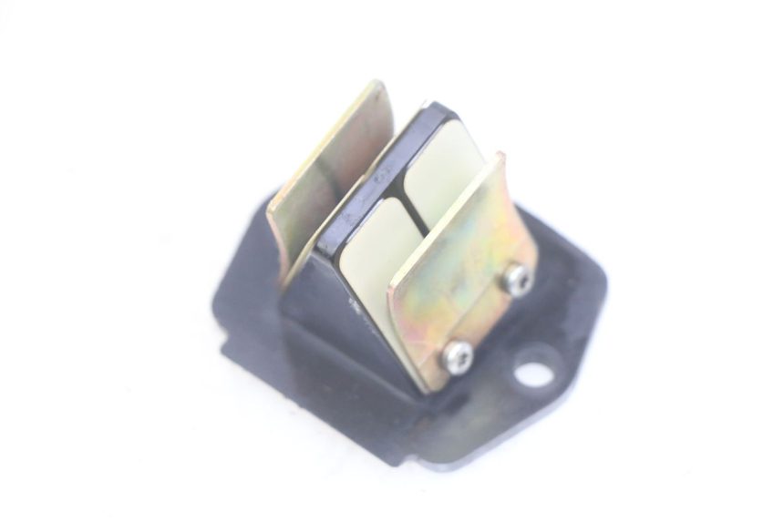 photo de CAJA DE LáMINAS PIAGGIO VESPA S 2T 50 (2007 - 2014) - Otra perspectiva