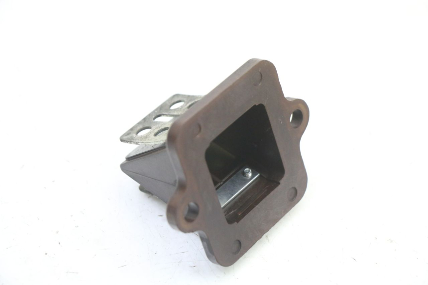 photo de ADMISION PEUGEOT VIVACITY NEW 2T 50 (2008 - 2017) - Detalle de la pieza