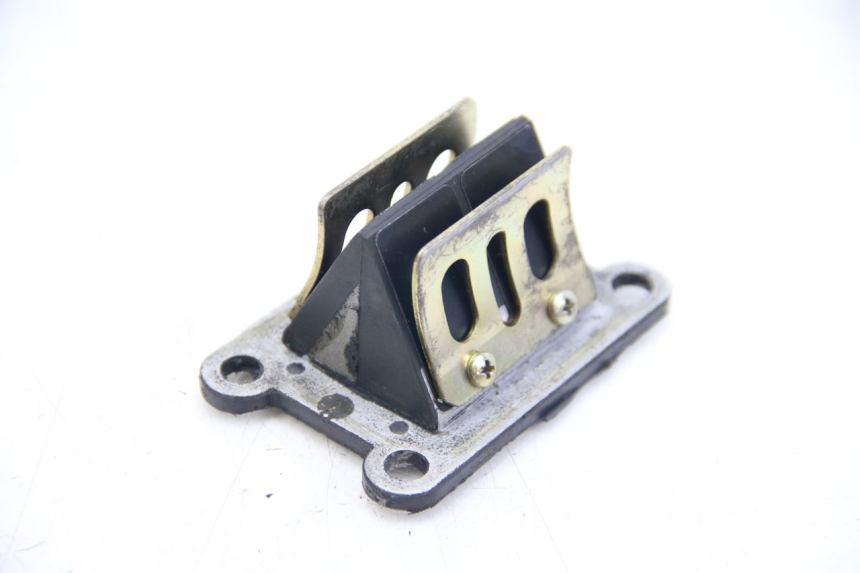 photo de CAJA DE VÁLVULAS PEUGEOT XP6 50 (1997 - 2003) - Detalle de la pieza